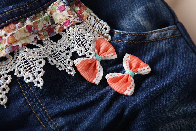 2017 Spring Autumn Jeans for Girls Lace Cartoon Denim Trousers Mid Elastic Waist Cowboy Pants children’s jeans Children Clothing