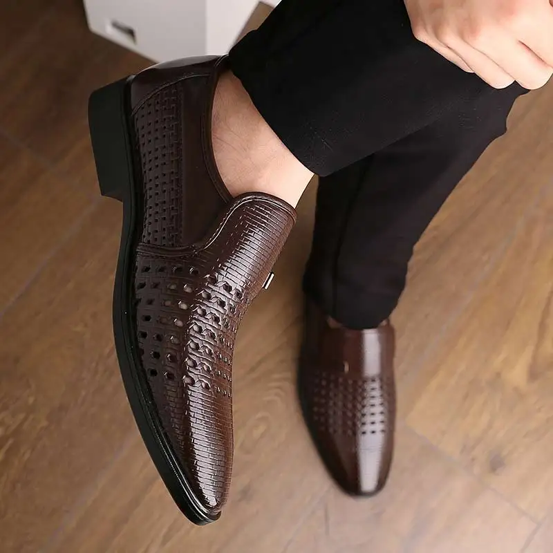 2019 Summer Style Holes Formal Shoes Men Flats Pointed Toe Mens Dress Shoes Business Oxford Shoes Braid Breathable Male Shoes