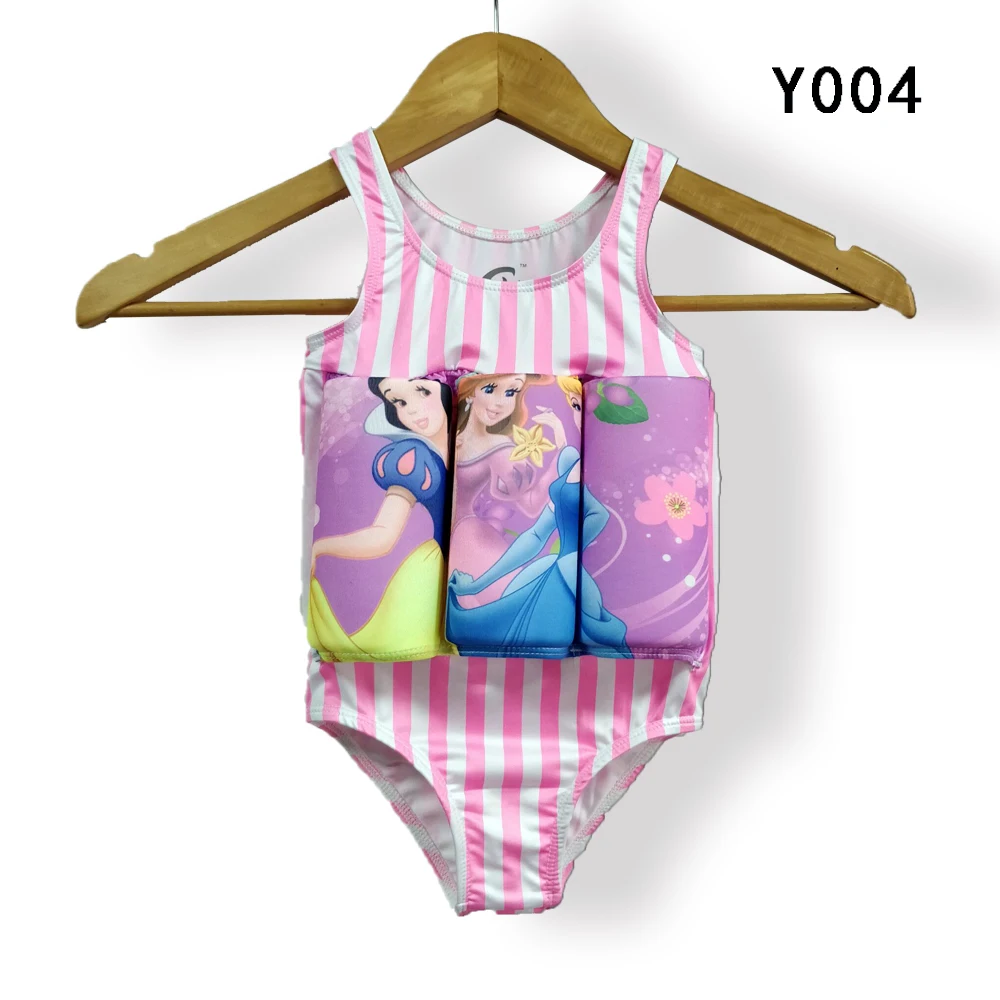 Y004