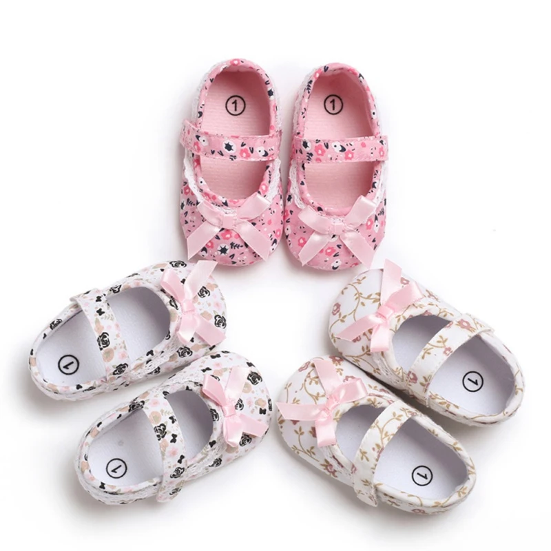 Детская кожаная обувь принцессы с блестками и звездами для маленьких девочек, цветочные кроссовки для новорожденных девочек, повседневная хлопковая обувь с бантом для малышей 0-18Ms