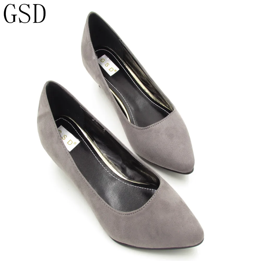 comfortable trendy flats