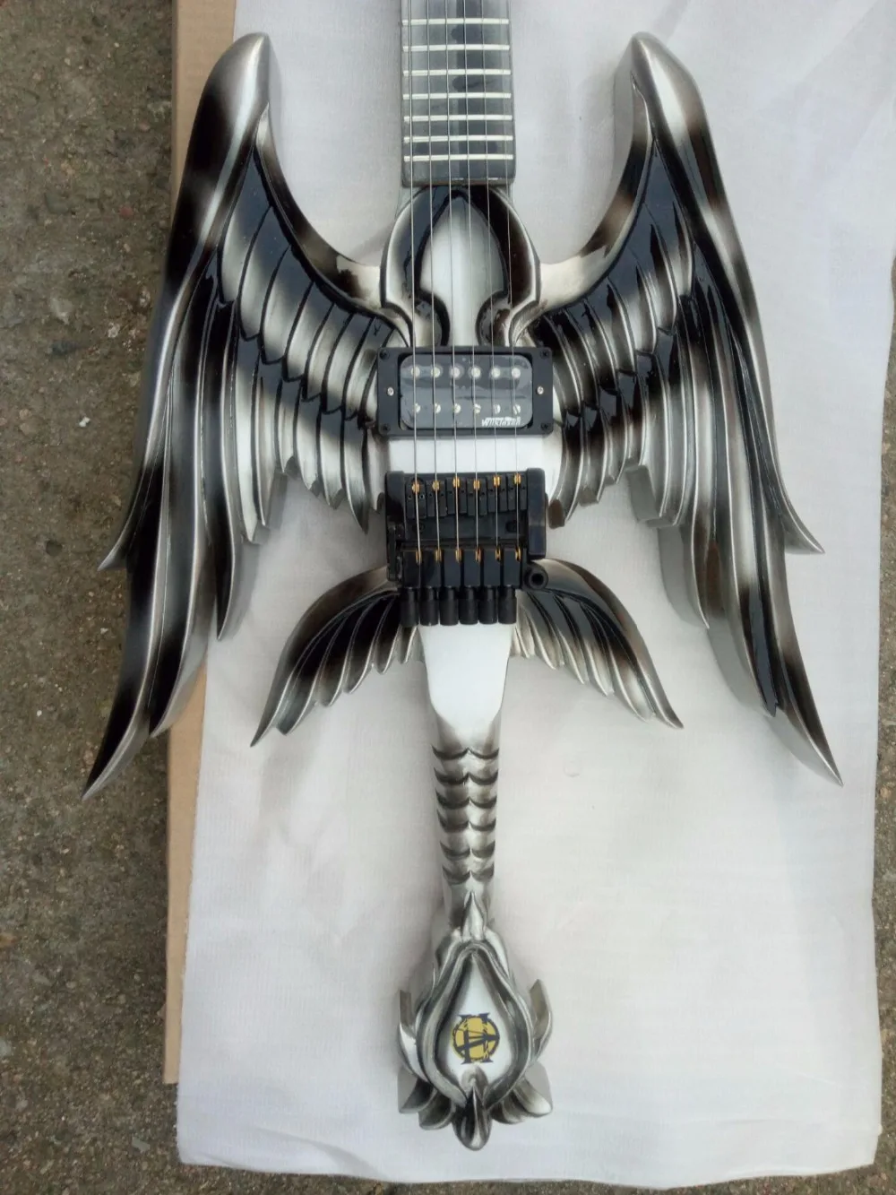 

Angel Sword Guitar Wilkinson Pickups D'adario strings Top Quality Factory Custom Hand carved Made Free Shipping