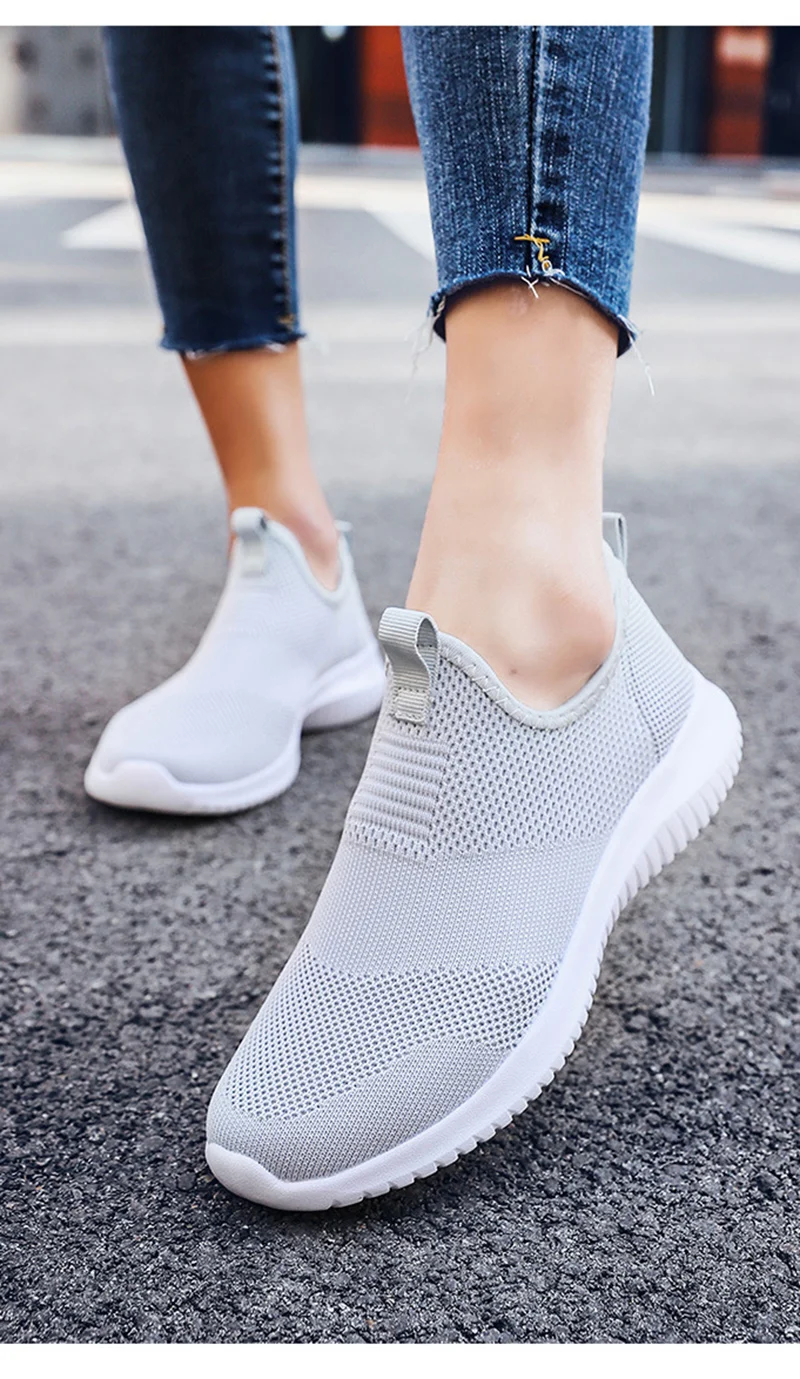 10565383429_2099804725