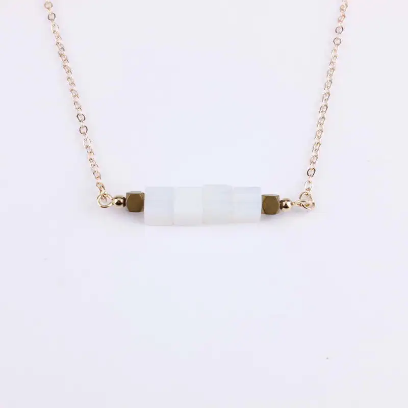 N4421 Opal White