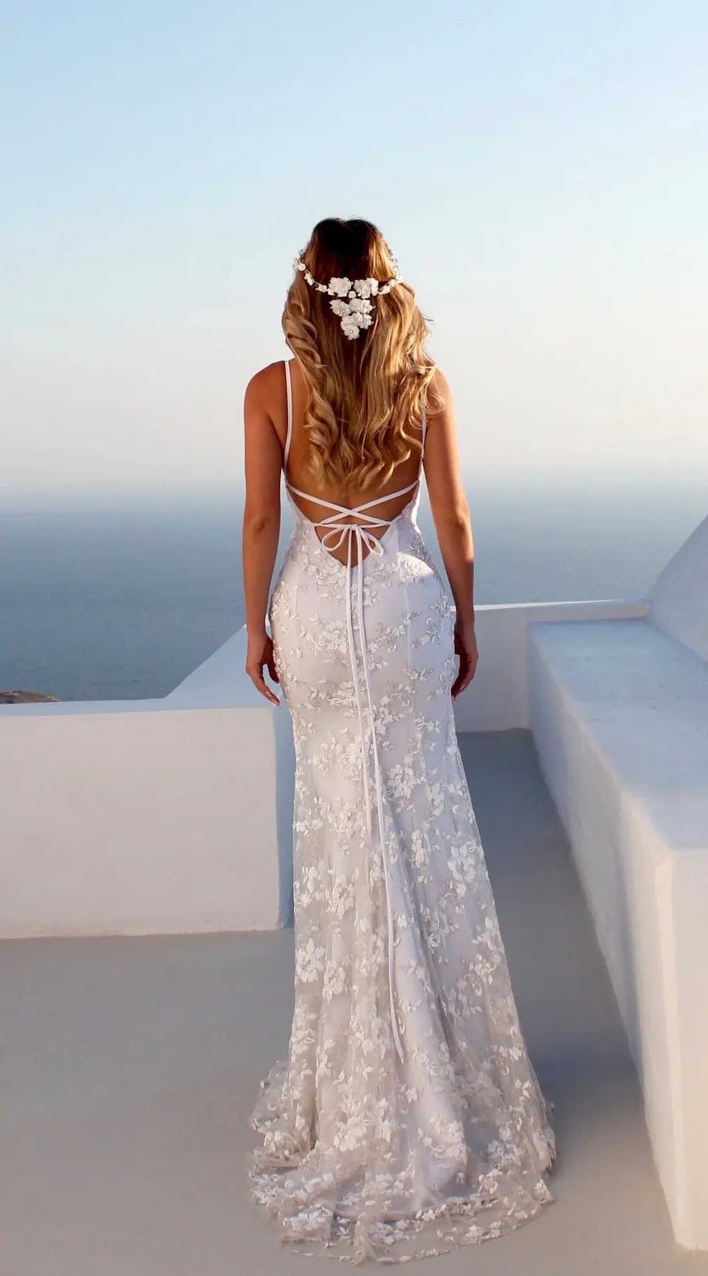 Elegant Deep V Neck Backless Sleeveless White Dress