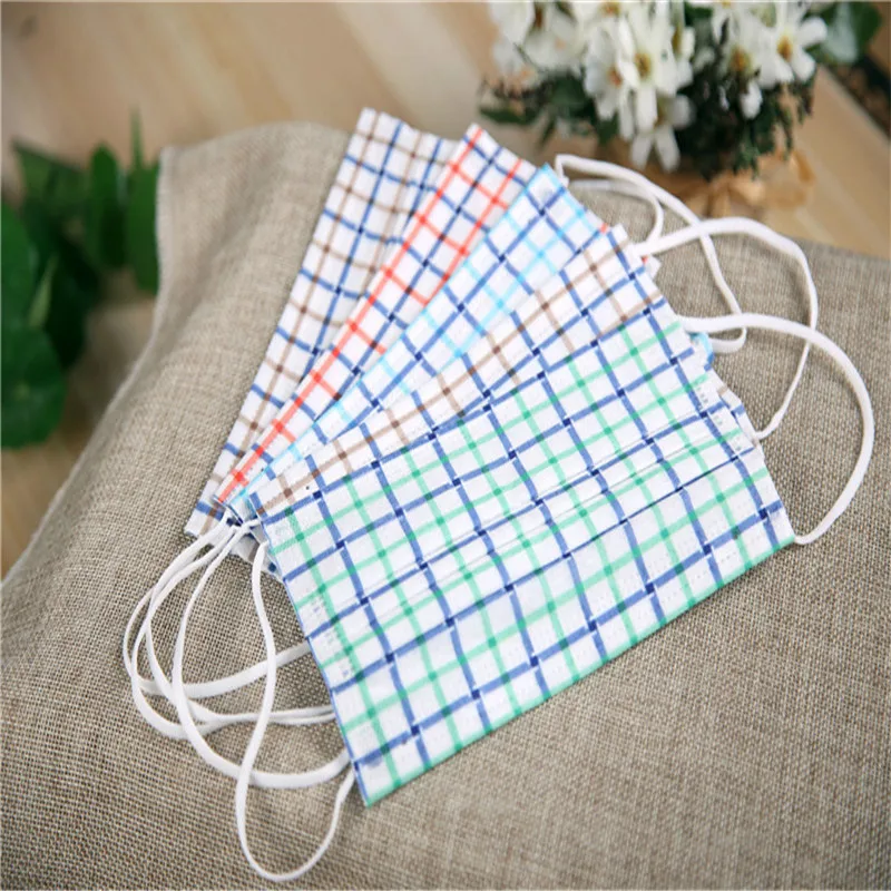 

50pcs/Pack Fashion Biker Woman Mask Pano de Boca Mascara Boca Nariz Disposable Doctor Mask Ear Muffs Mouth Mascarillas