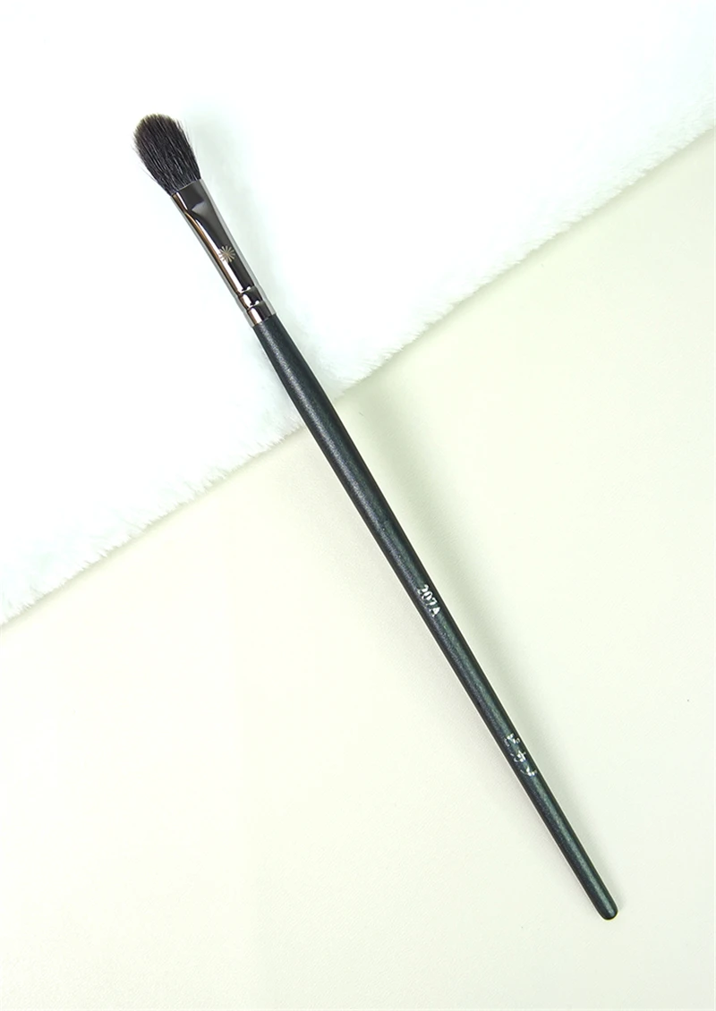 P207a-05