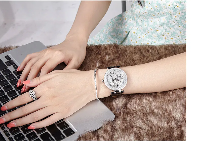 Женские часы с милыми леопардами, украшенные кристаллами, новые дизайнерские импортные кварцевые наручные часы, большие размеры, Montre Femme WA146