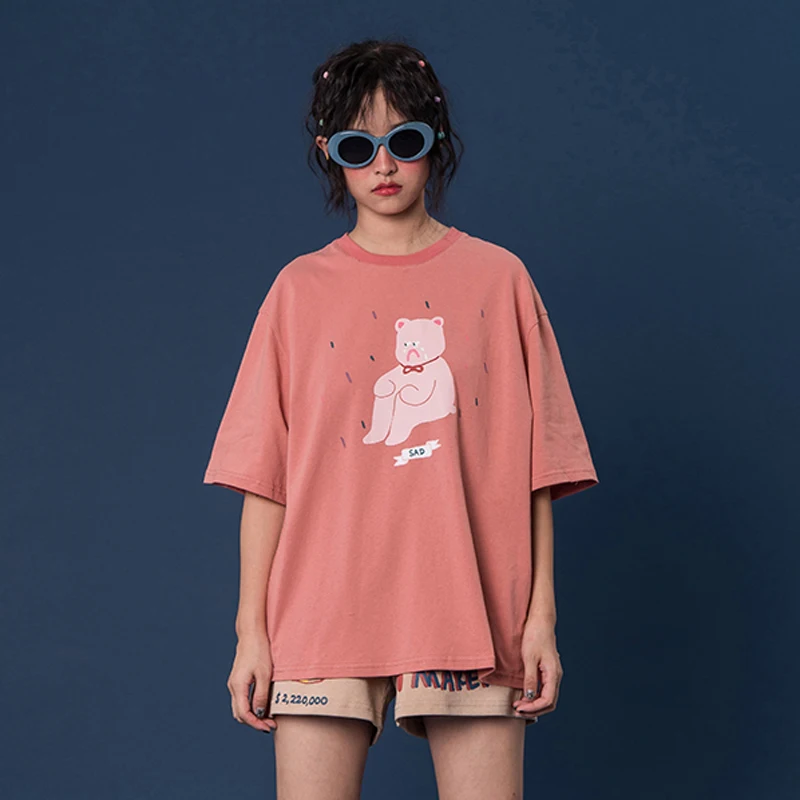 

Harajuku Chic New Desgin Women Summer Tshirt A SAD BEAR IN RAINY DAY Ladies Loose Pink T-shirt Tee Tops Short Sleeve