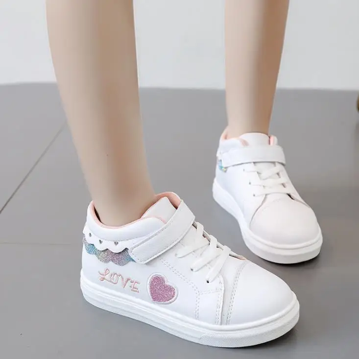 Tanie HaoChengJiaDe wiosna i jesień różowy PU wodoodporne miękkie czarne dzieci obuwie dziewczęce białe trampki chłopiec trampki dziecięce buty