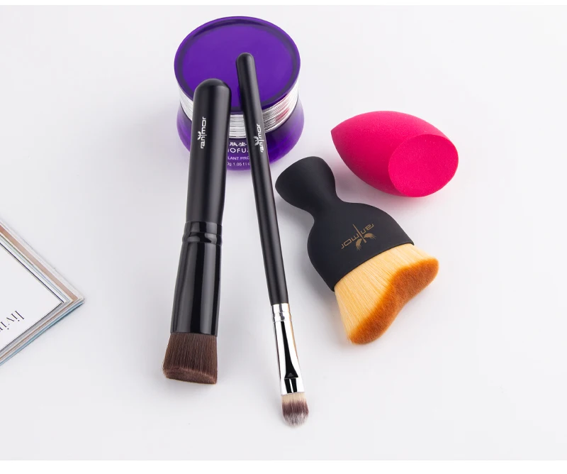 makeup brushes (8)