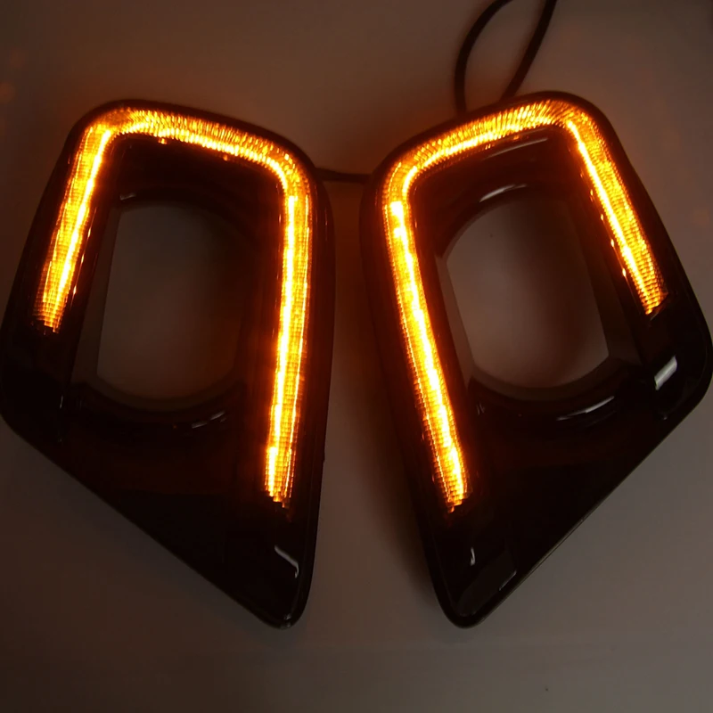 U02