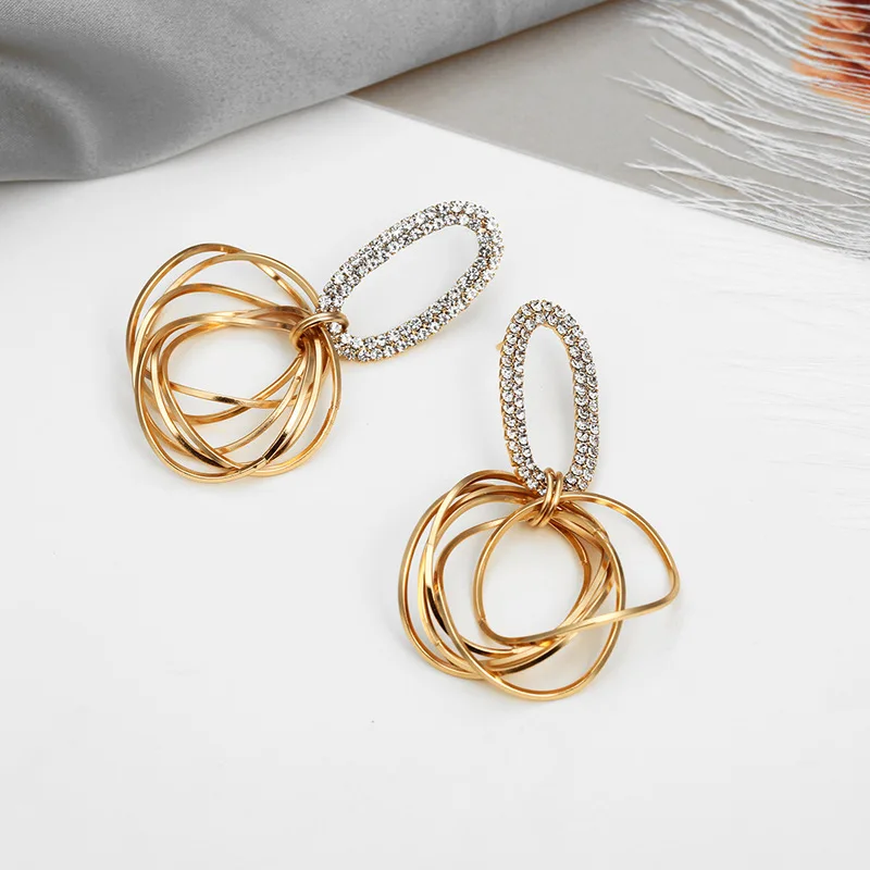 

2019 Oorbellen Brinco Brincos Korean Design Earrings Hollow Elliptical Water Drill Ring Metal Irregular Circular Fashion Loops