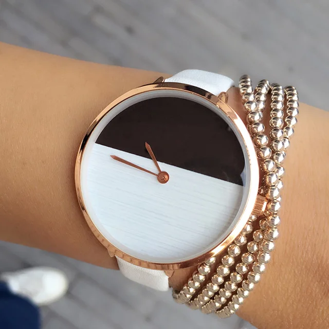 New Hot Design Two Color Wooden Style Simple Dial Watch Women Elegant Thin Strap New Hot Design Two Color Wooden Style Simple Dial Watch Women Elegant Thin Strap