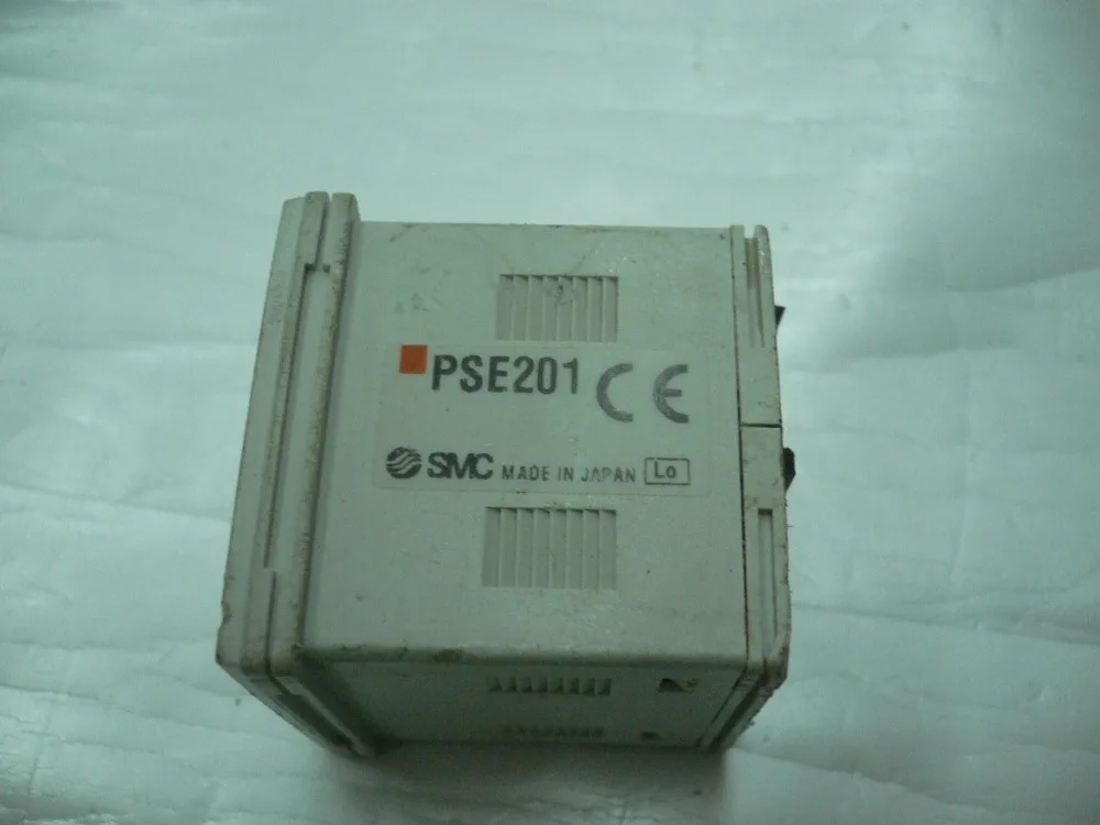 

BRAND NEW JAPAN GENUINE PRESSURE SWITCH PSE201