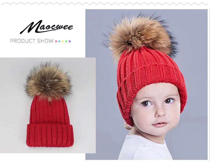 Для девочек и мальчиков Pom Beanie Теплый вязаный Skullies детей меховым помпоном Шапки детей из натурального меха енота помпоном зимняя шапка Кепки бренд кости