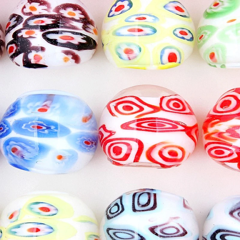 

QianBei 12 PCS Cute Flower Randomly Mixed Colorful Rings Glass Murano Ring Women Men Jewelry Gifts Yellow Blue Red White
