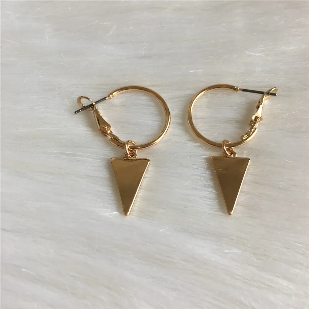 

CASUAL GOLD SILVER COLOR PLATING TRIANGLE CHARM HOOP EARRINGS FOR WOMEN GIRL