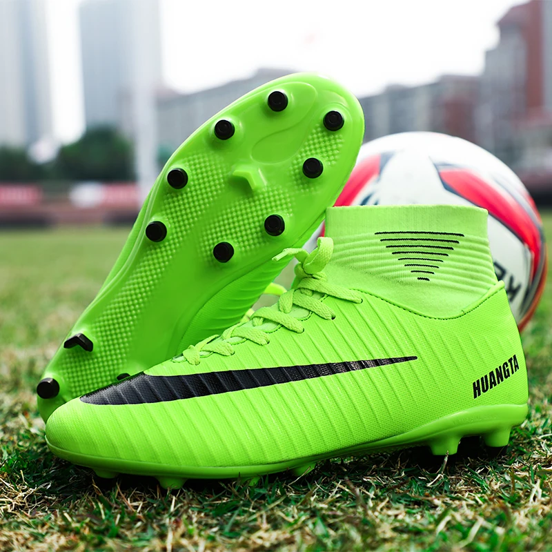 crampons football