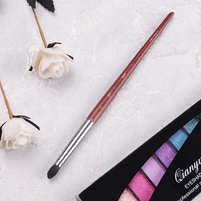 

Professional Eyeshadow Brush Wood Handle #212 Wavy Medium Rounded Tapered Precision Smudger Makeup Brush