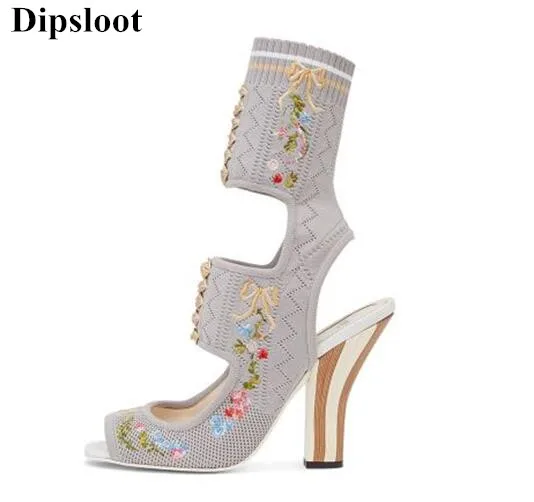 

Dipsloot 2017 The Latest Sexy Cut-outs Knitted Woman Ankle Sandals Boots Embroidery Chunky Heels Dress Party Shoes Woman Sandals