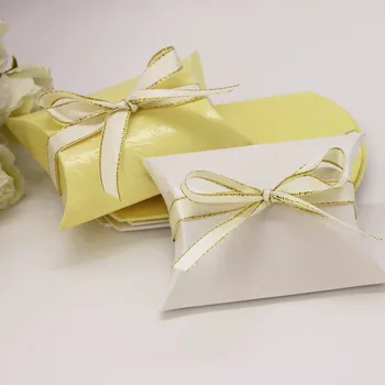 

50pcs Wedding gift box pattern pillow candy boxes small candy boxes wedding supplies