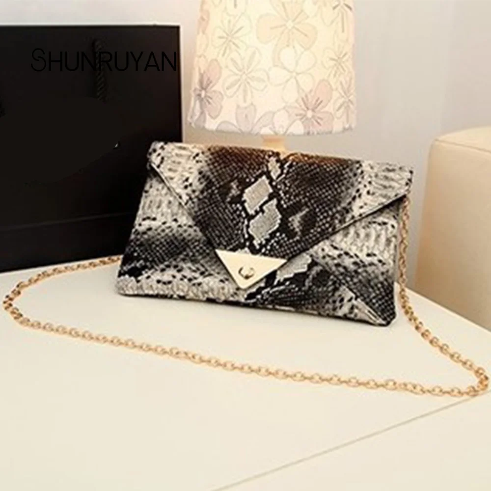 

SHUNRUYAN 2018 Women Bag New Small Envelope Serpentine Messenger Bag Shoulder bag Luxury Designer Crossbody Bag Day Clutches