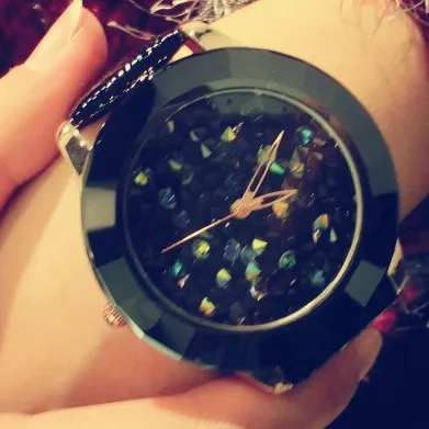 Hot 2019 New Arrival Hongkong Brand Women Rhinestone Watches Austrian Crystal Ceramic Leather Band Women Dress Watches Drop Ship Hot 2019 New Arrival Hongkong Brand Women Rhinestone Watches Austrian Crystal Ceramic Leather Band Women Dress Watches Drop Ship