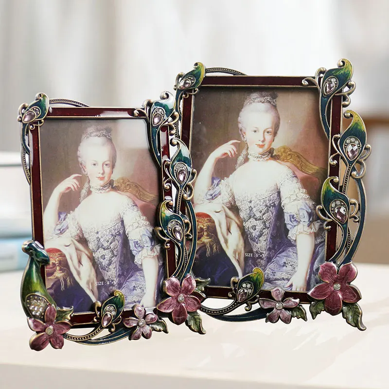 

Luxury European-style photo frame 6 inch 7 inch creative beautiful studio photo frame pendulum