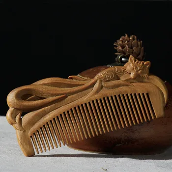 

1Pcs Boutique Hand-carved Sandalwood Craft Comb For Hair Professional Fox Massage Combs Hair Brush Styling Tools Gift Healthy