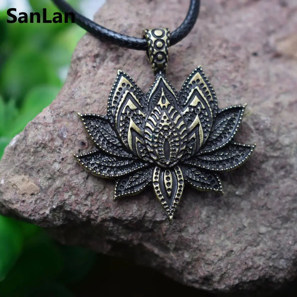 

SanLan vintage charm Mandala Lotus Flower Pendant Necklace women Charm amulet Religious loto fiore jewelry woman Gift with a bag