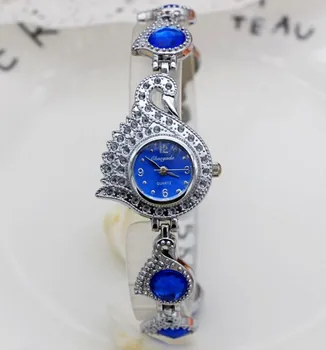 

2017 Women Wristwatch Swan Quartz Analog Elegant crystal watch luxury Black Stone Silver Stainless Steel Watch Hour