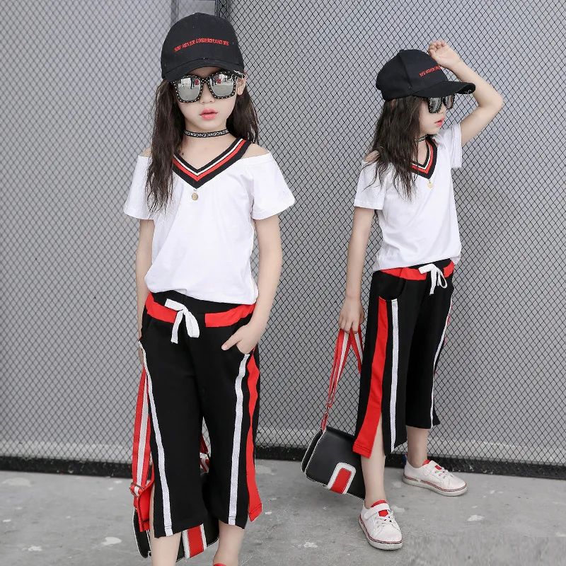 

Brand Children's Clothing 2019 Korean Version Summer Girls Cotton Short-sleeved Stripes V-neck Suit Personality Sweet Two-piece