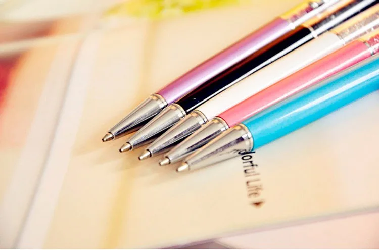 НОВЫЙ 1,0 мм шариковая ручка со стилусом 24 стилей Блестящие модные 2 in1 Шариковая Ручка канцелярия Школьные принадлежности подарок