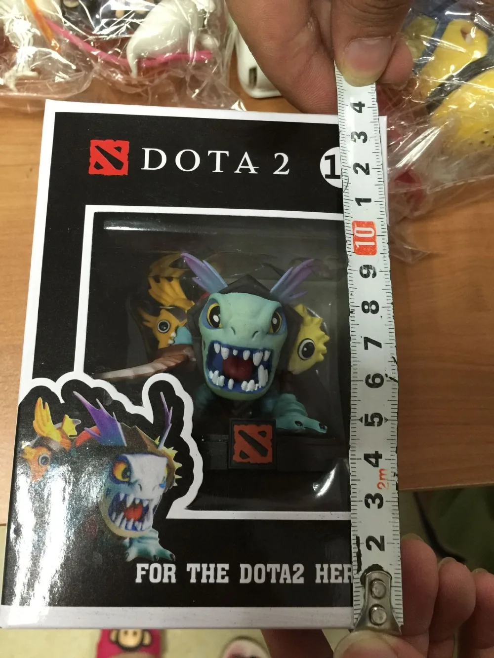 Бесплатная доставка 4 шт милый 3 "DOTA 2 Slardar Lucifer крошечный Silkwood в коробке 1st Ver. ПВХ