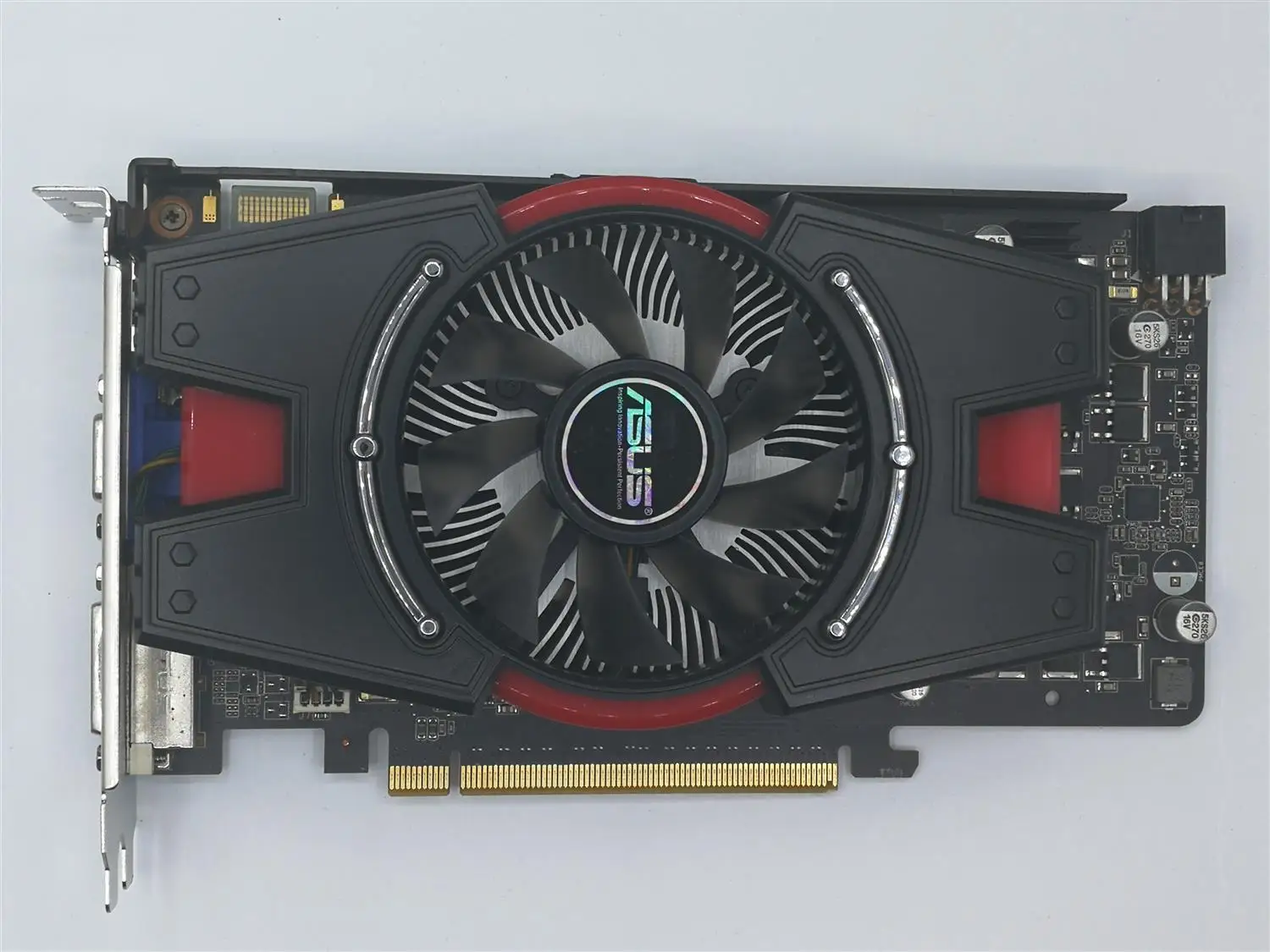 Б/у, оригинальная Видеокарта ASUS GTX 550Ti real 1G GDDR5 192bit HD, Протестировано хорошо