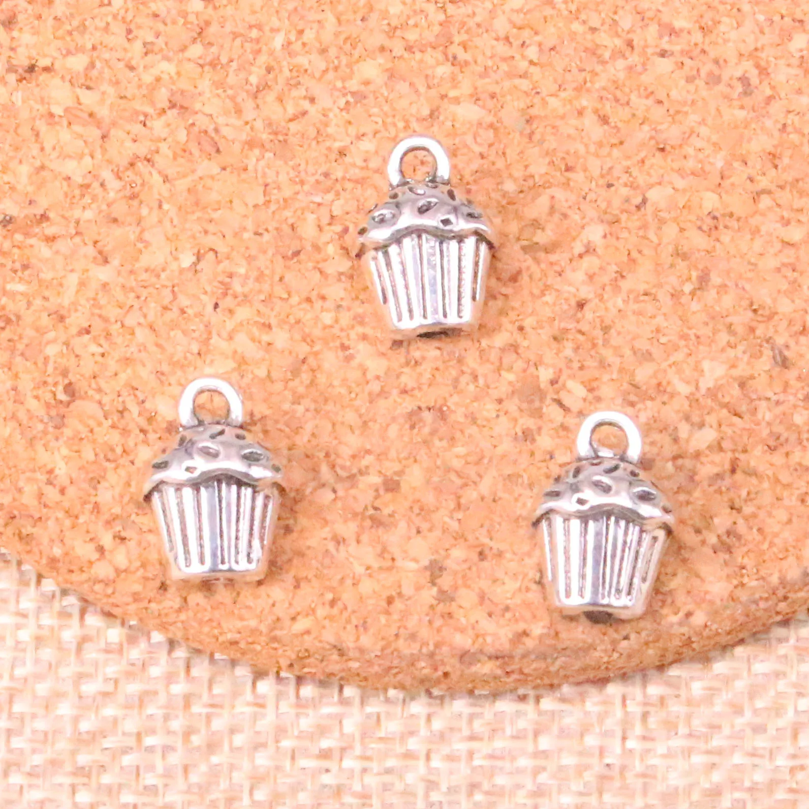 10pcs Antique Silver 3D cupcake cake Charms pendants DIY Jewelry 13*10*8mmin Charms from