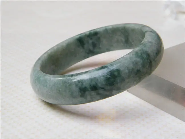 

NEW FASHION JEWELRY 100% NATURAL GREEN BEAUTIFUL JADEITE JADE BRACELET 57MM a 5.19