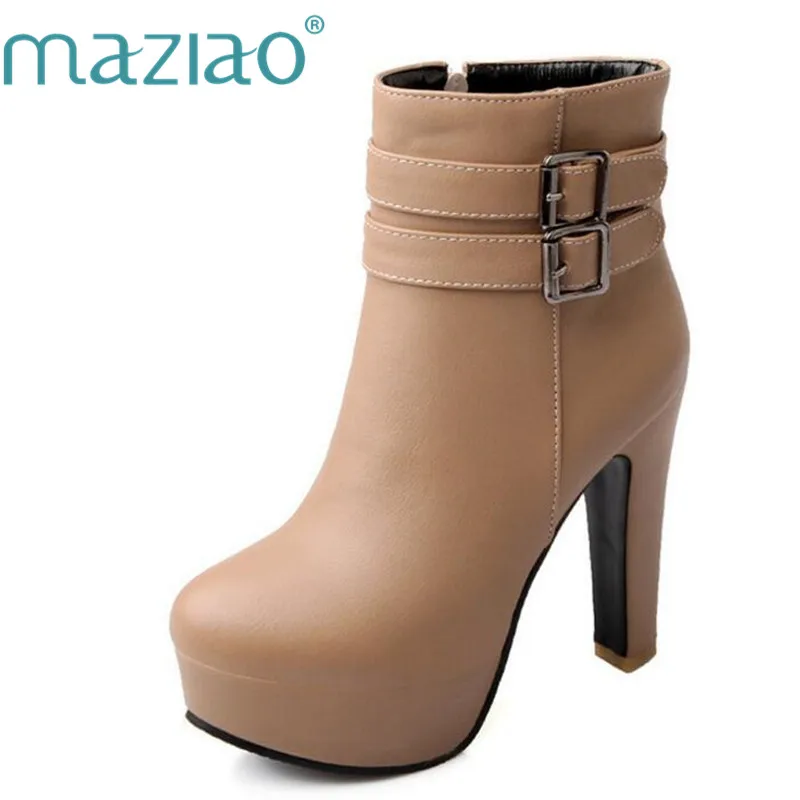 Goede MA Faux Lederen Comfortabele Enkellaarsjes Platform Hoge Hak Booties voor Vrouwen Mode Gesp Winter Jurk Schoenen Zwart Wit