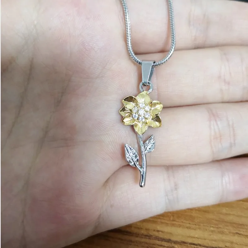 

LHP13 Stainless Steel Flower Keepsake Ashes Locket Pendant Sunflower Cremation Memorial Keepsake Holder for Ashes of Loved One