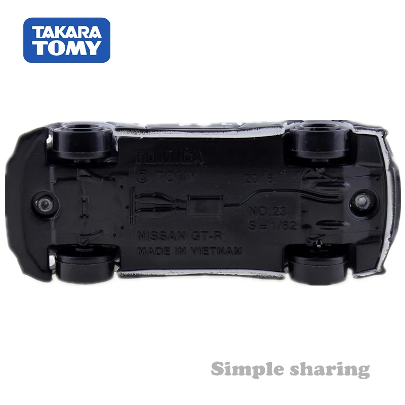 Takara Tomy TOMICA No.105 NISSAN GTR модель в комплекте 1:62 миниатюрная литая машина смешные