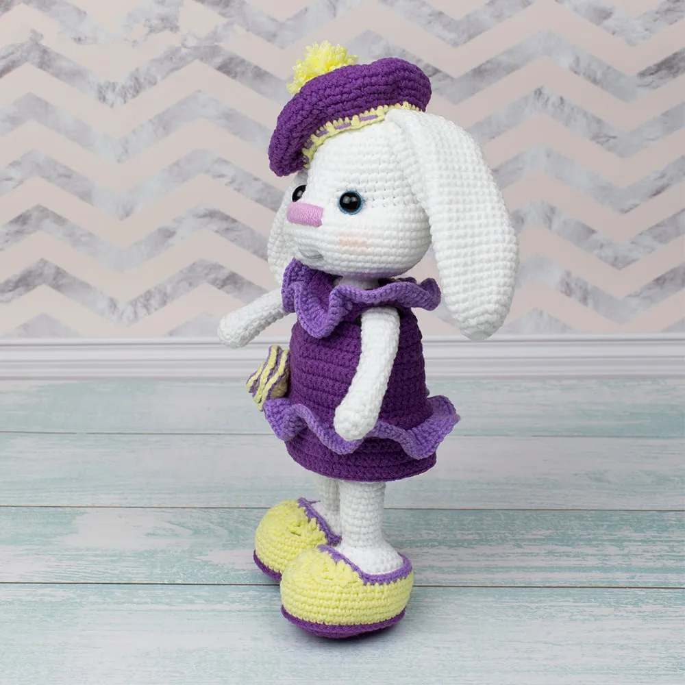 Pretty-Bunny-with-floppy-ears-Crochet-Pattern