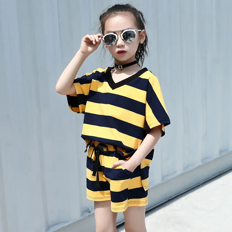 

Girls Clothes 2019 Summer Children Clothing Set Cotton Short Sleeve Tops+Shorts 2PCS Girls Boutique Outfits 4 6 8 10 12 13 Years