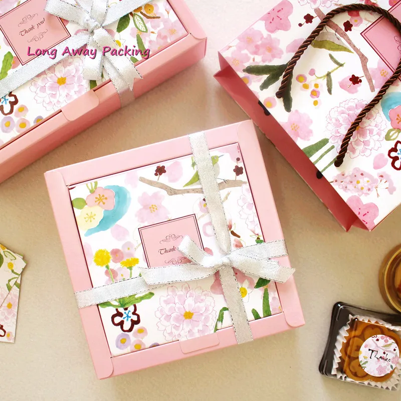 

Flora Printing Baking Food Carton Kraft Box Cookies Gift Packaging Box Mooncake Macaron Cake Packaging Courier Bag and Tote
