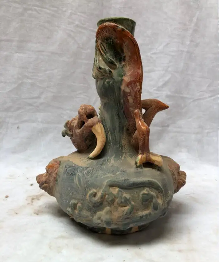 

Art Collection Chinese antique tri-coloured glazed pottery of the Tang Ceramic vase old porcelain big Tabletop Dragonvase
