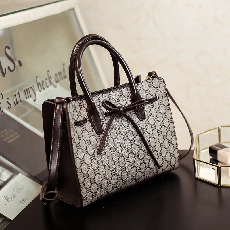 

Bow lady OL commuter briefcase 2019 fashion classic print lady handbag wild shoulder slung female bag