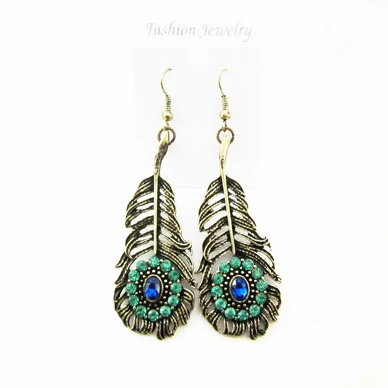 

Costume Jewelry accessories vintage metal peacock feather earrings