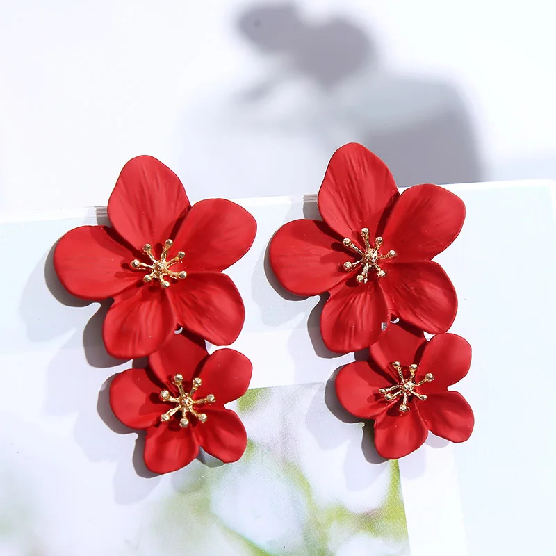 

Korean Style 2019 Newest Fashion Female Metal Spray Paint Double Flower Stud Earrings For Women Girls Jewelry Gifts Wholesale