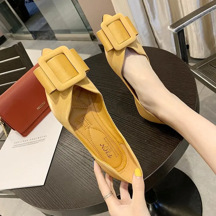 

2019 new spring shallow mouth pointed flat single shoes fairy a pedal lazy shoes bow wild shoes tide