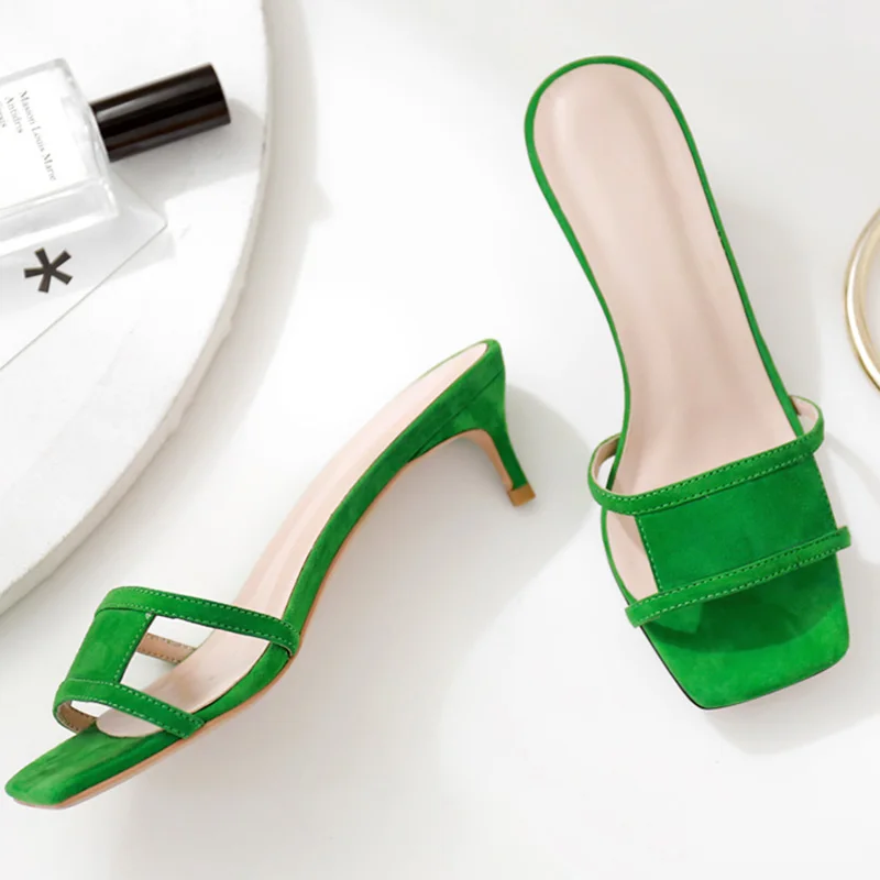 Зеленые замшевые тапочки Для женщин открытый носок вырезать Kitty каблуки Мула обувь Женские сандалии-гладиаторы - Цвет: Зеленый